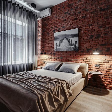 Апартаменты Deribasovskaya 18 Loft Одесса Экстерьер фото