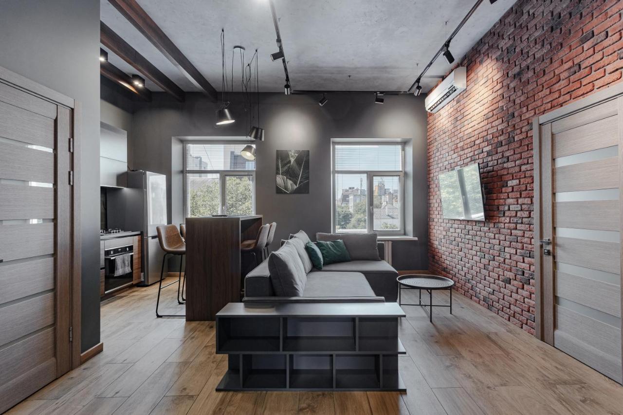 Апартаменты Deribasovskaya 18 Loft Одесса Экстерьер фото