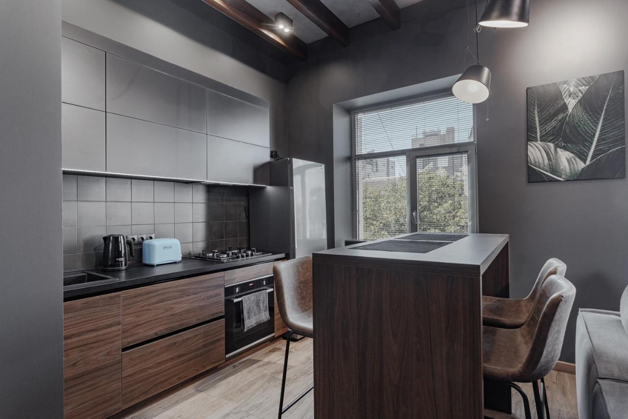 Апартаменты Deribasovskaya 18 Loft Одесса Экстерьер фото
